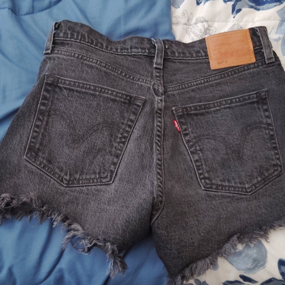 Levi's 501 Curve Love Black Shorts - Picture 2 of 2
